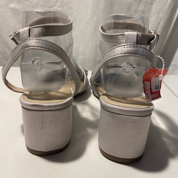 Rialto gray sateen low block heel shoes with sequin embellishments various sizes - Picture 4 of 8